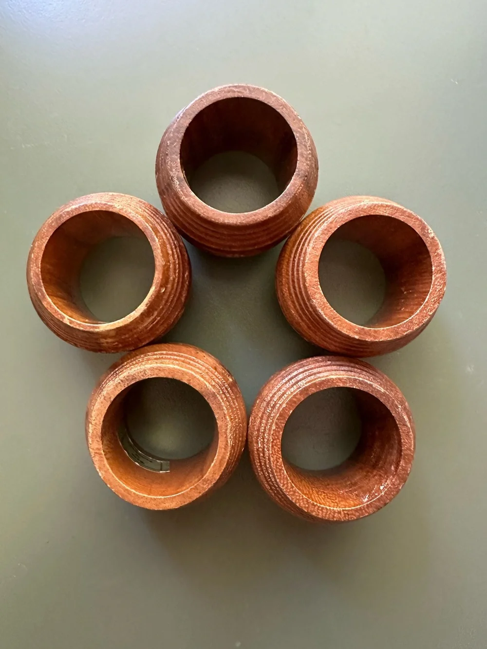 Wooden • set of 5 napkin rings
